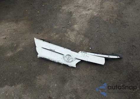 2018 Toyota Yaris Ia из США, поврежденный, VIN 3MYDLBYV0JY314731